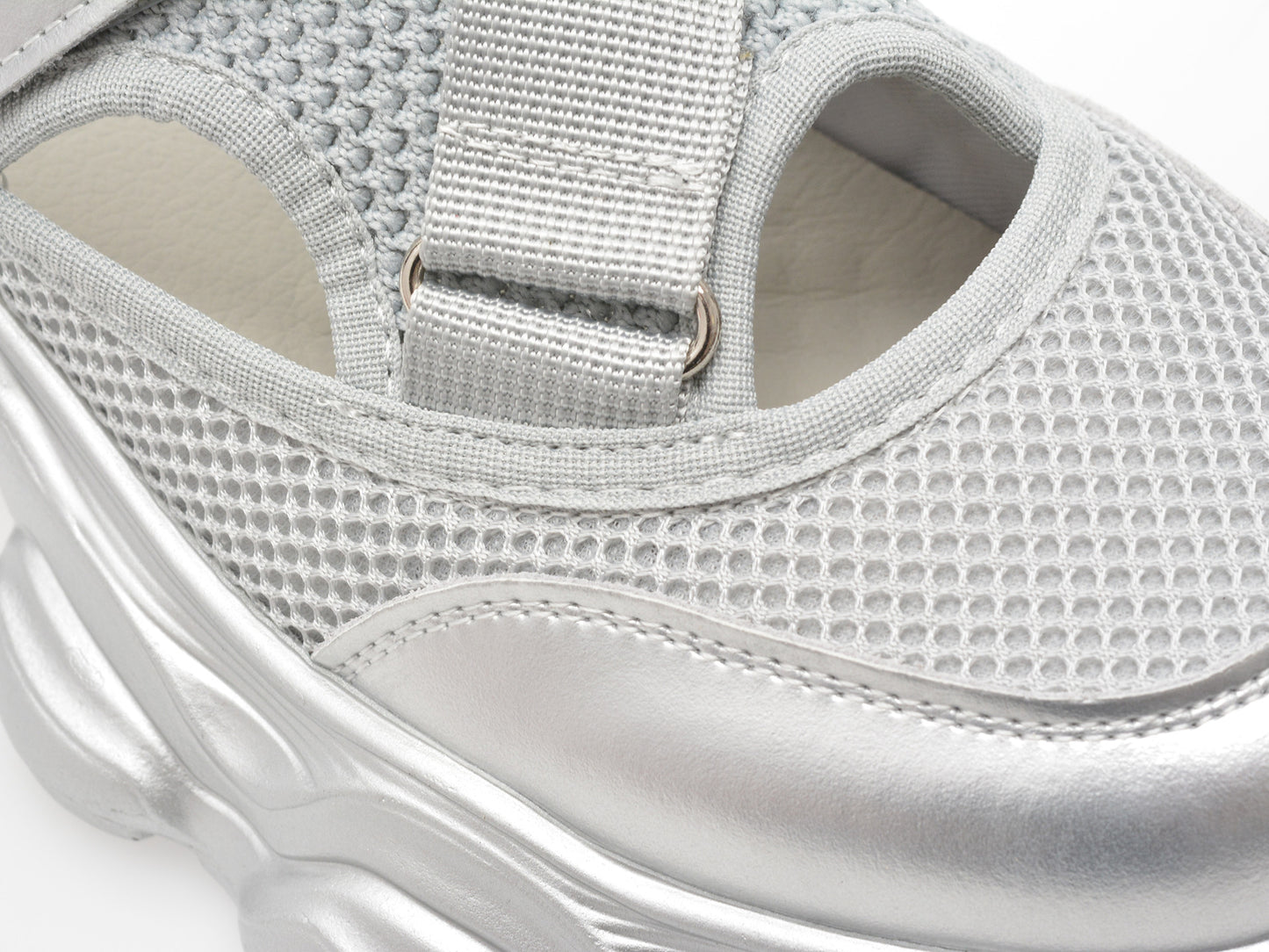 Pantofi sport GRYXA argintii, 537, din material textil