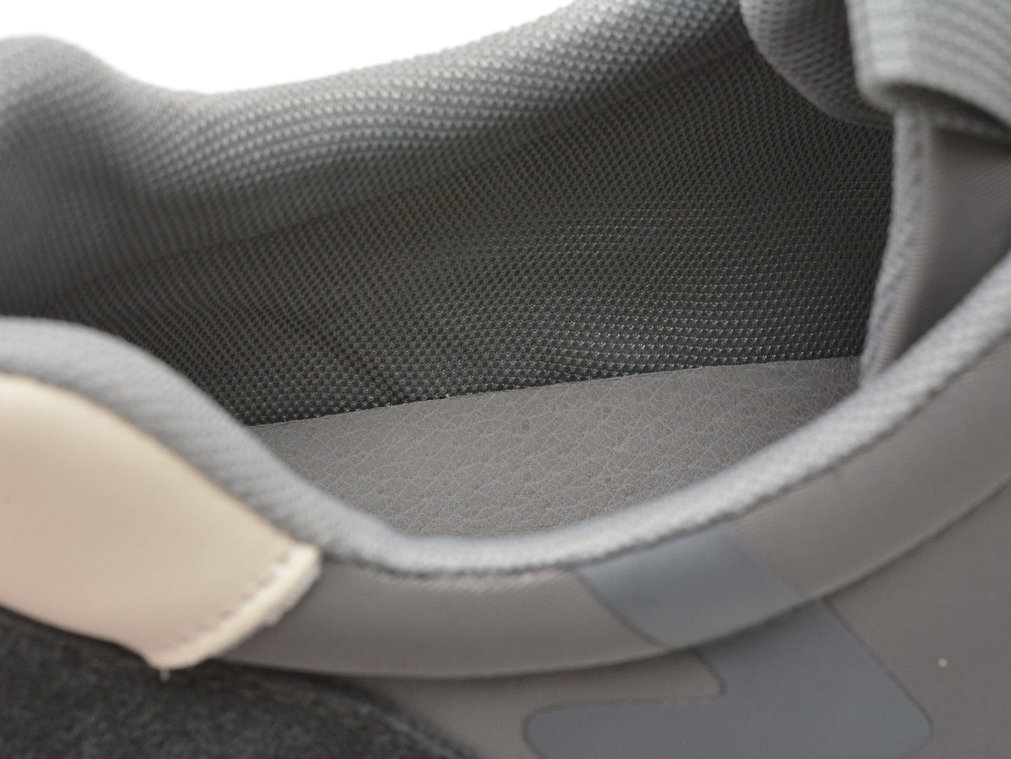 Pantofi sport GRYXA negri, 8286, din material textil