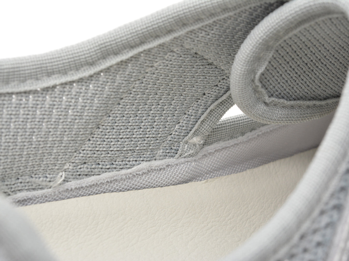 Pantofi sport GRYXA argintii, 537, din material textil