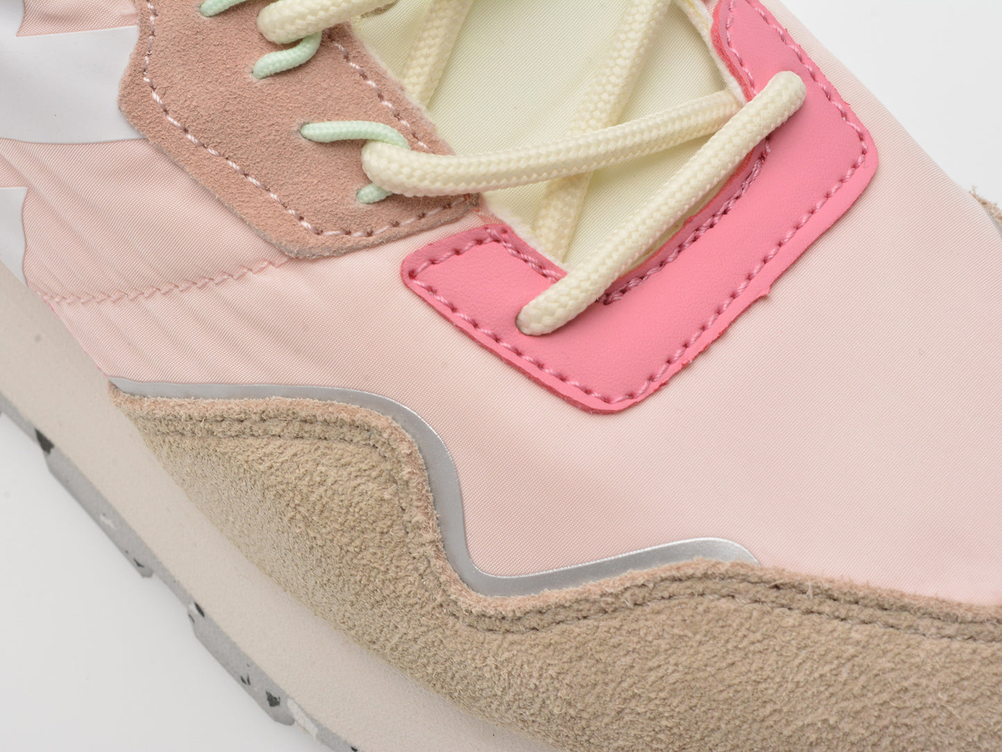 Pantofi sport GRYXA albi, 40061W, din material textil